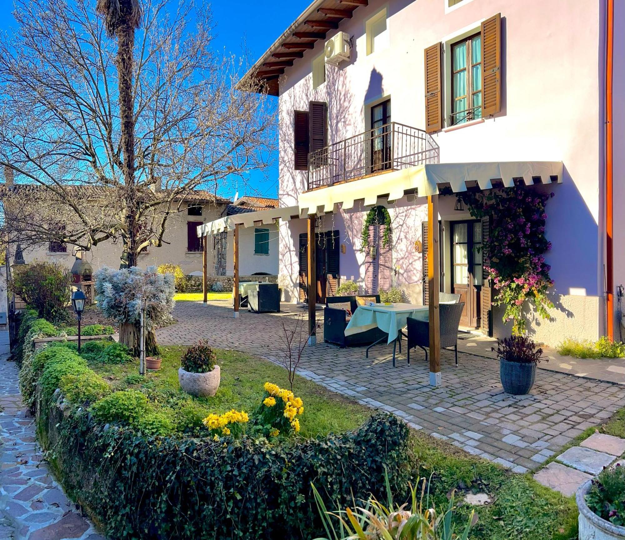 La Casa Di Campagna Sul Garda Puegnago Zewnętrze zdjęcie